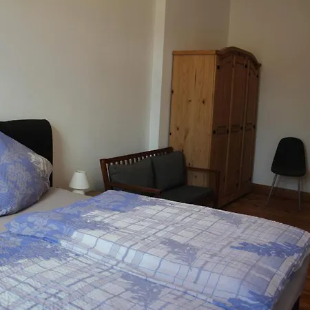 Alt-berliner Schwanenhof - Lychen