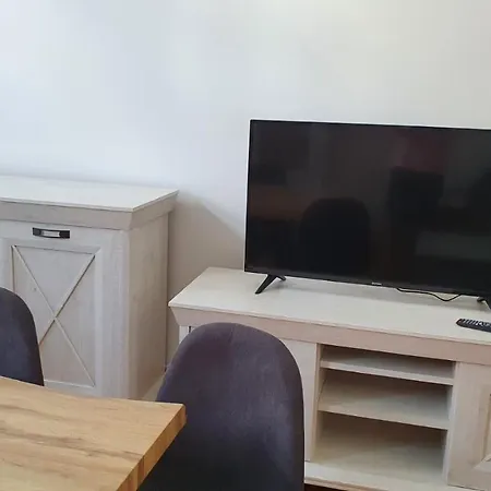 Alt-berliner Schwanenhof - Apartment *