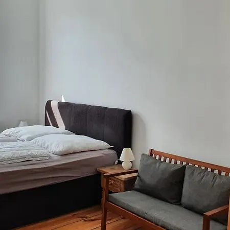 Διαμέρισμα Alt-berliner Schwanenhof - *