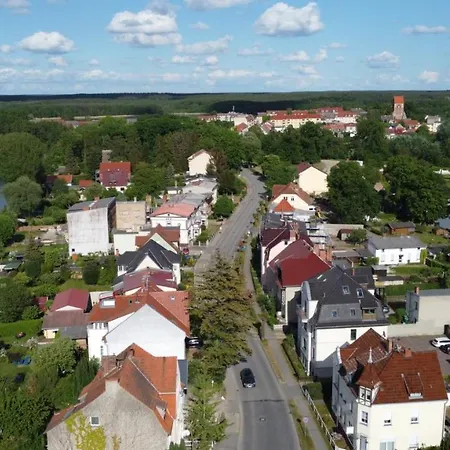 Alt-berliner Schwanenhof - Apartment Lychen