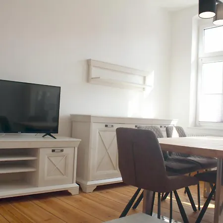 Alt-berliner Schwanenhof - Lychen