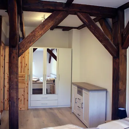 Alt-berliner Schwanenhof - Lychen