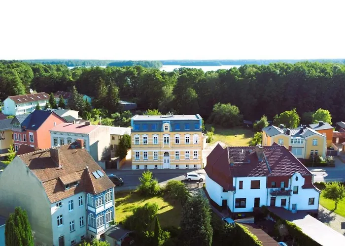 Alt-berliner Schwanenhof - Lychen