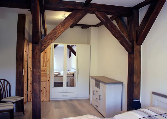 Alt-berliner Schwanenhof - Lychen